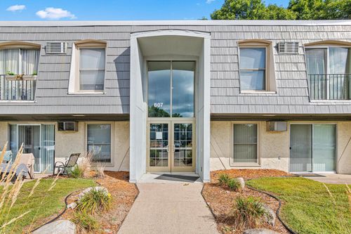 apt-6-807 11th Ave S, Hopkins, MN, 55343-7949 | Card Image
