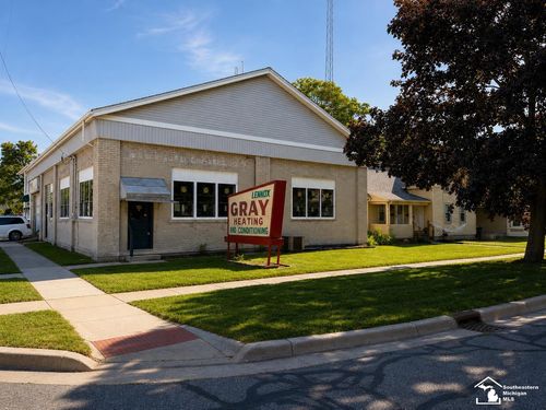 501 E 1st St, Monroe, MI, 48161-2080 | Card Image