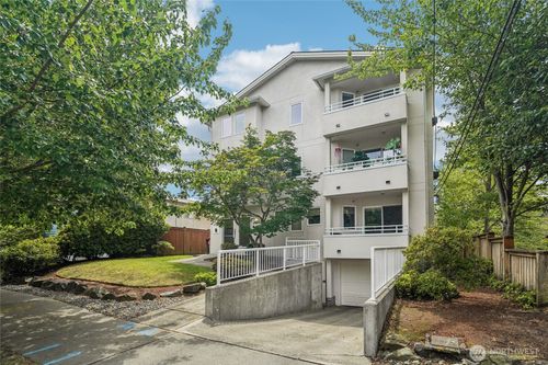 apt-302-1707 Nw 59th St, Seattle, WA, 98107-3072 | Card Image