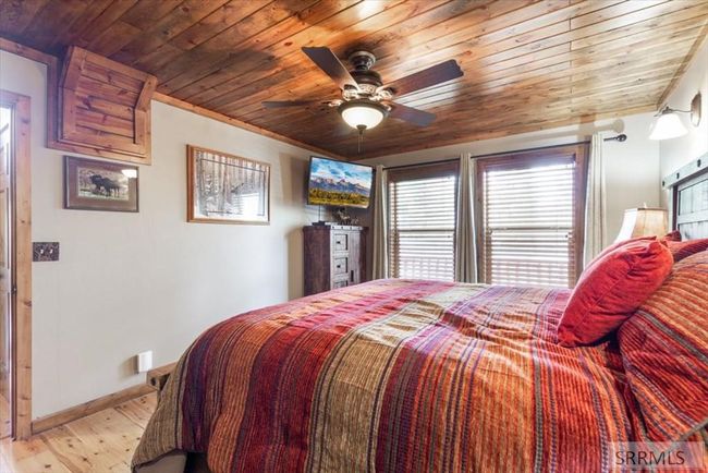 3568 S Beaver Springs Rd, House other with 3 bedrooms, 2 bathrooms and 6 parking in Island Park ID | Image 24