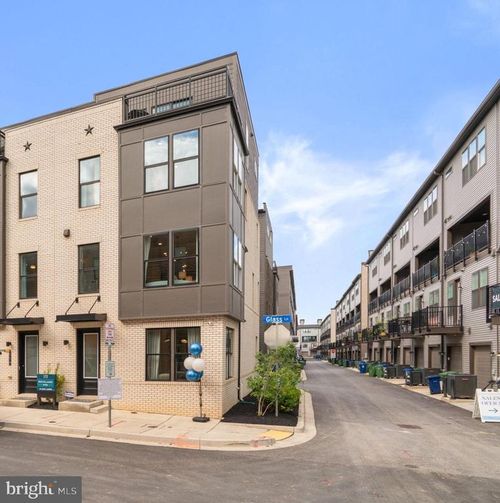116 Glass Ln, BALTIMORE, MD, 21230-5636 | Card Image
