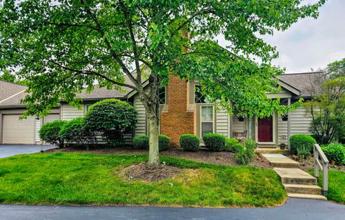 243 Deer Cross Ln, Powell, OH, 43065-8650 | Card Image