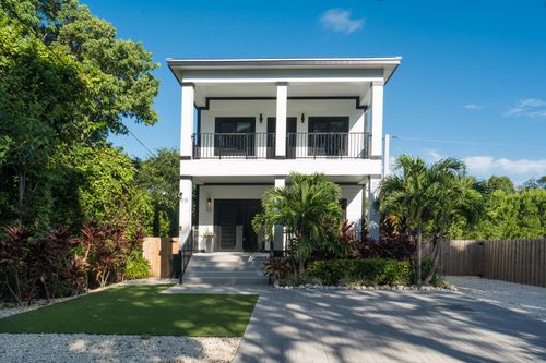 19 Coral Way, Key Largo, FL, 33037-2938 | Card Image