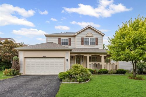 808 Violet Cir, Naperville, IL, 60540-9230 | Card Image