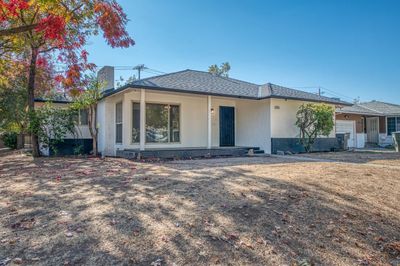 305 W Dayton Avenue, House other with 3 bedrooms, 0 bathrooms and null parking in Fresno CA | Image 1