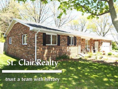 3090 N River Rd, Fort Gratiot, MI, 48059-4220 | Card Image