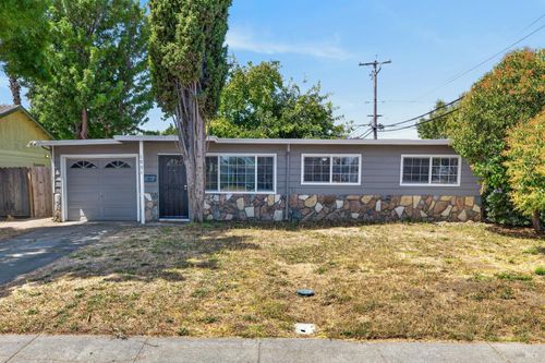 1031 Harding St, Fairfield, CA, 94533-4745 | Card Image