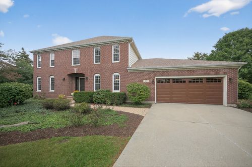 111 Stone Marsh Ln, Barrington, IL, 60010-1492 | Card Image