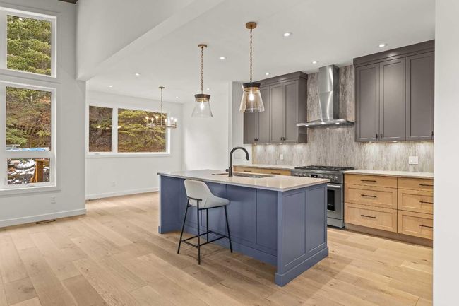 249A Three Sisters Drive, Home with 4 bedrooms, 4 bathrooms and 4 parking in Canmore AB | Image 7
