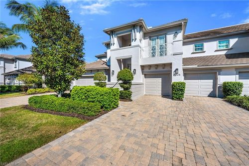 5-8026 Signature Club Cir, NAPLES, FL, 34113 | Card Image