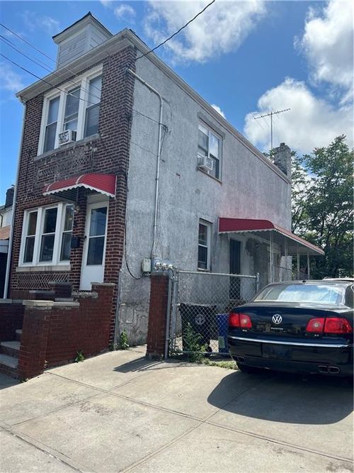 994 Remsen Ave, Brooklyn, NY, 11236-3221 | Card Image