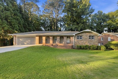 2042 Lake Lucerne Dr Sw, Lilburn, GA, 30047-4642 | Card Image
