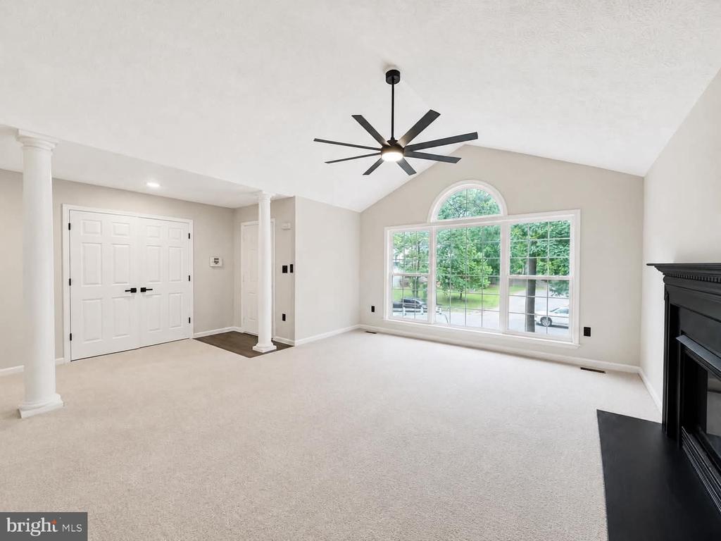 Residential in RUTHER GLEN 5
