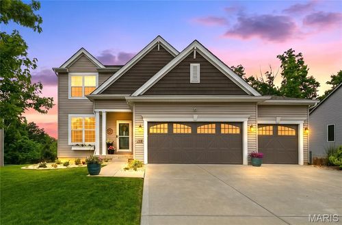 209 Grayleaf Ct, Wentzville, MO, 63385-6232 | Card Image