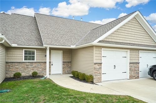 1713 Blase Nemeth Rd, Painesville, OH, 44077-4897 | Card Image