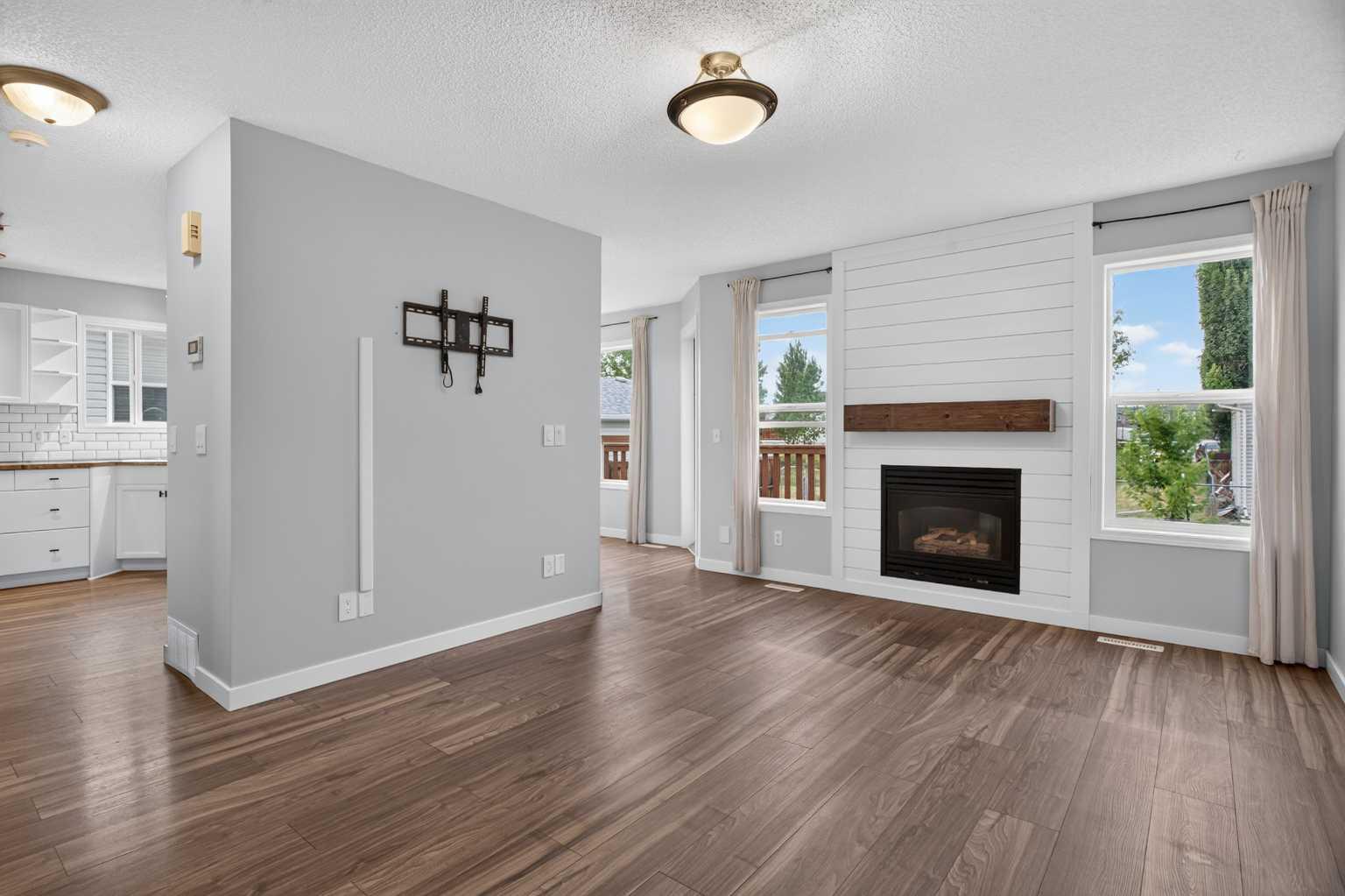 Residential in Airdrie 4