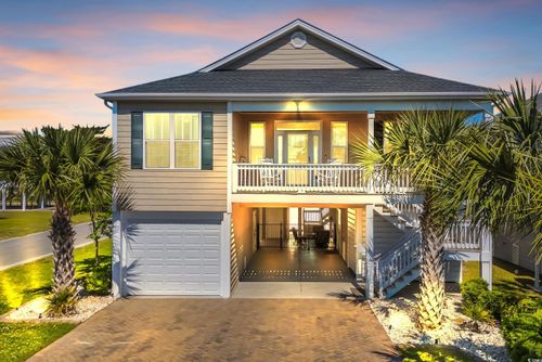 326 22nd Ave N, North Myrtle Beach, SC, 29582-2412 | Card Image