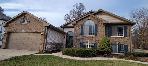 260 Shipland Dr, Crystal Lake, IL, 60012-3349 | Card Image