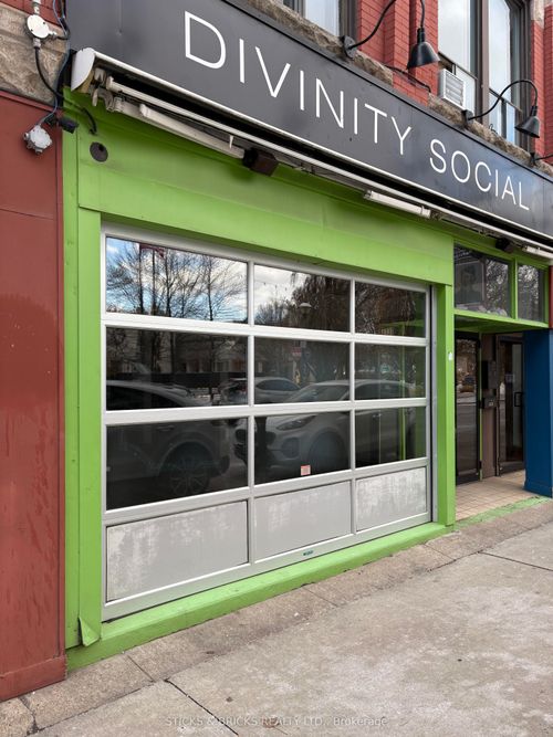 4337 Queen St, Niagara Falls, ON, L2E2K9 | Card Image