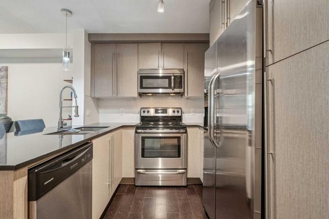 2109 - 11 Mahogany Row Se, Condo with 2 bedrooms, 1 bathrooms and 1 parking in Calgary AB | Image 4