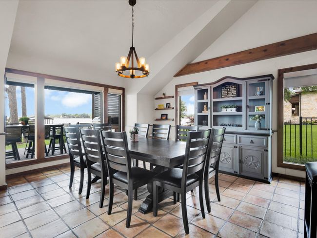 176 Enchanted Dr, House other with 5 bedrooms, 3 bathrooms and null parking in Enchanted Oaks TX | Image 8