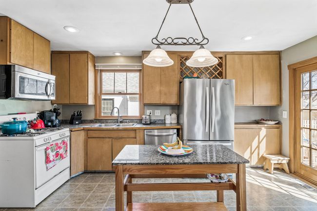 3900 Queen Ave N, House other with 3 bedrooms, 2 bathrooms and null parking in Minneapolis MN | Image 10