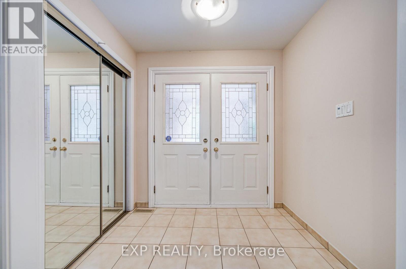 Residential in Markham (Milliken Mills East) 4