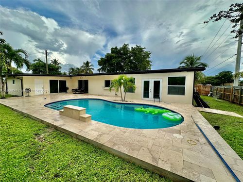 1901 Ne 186th Dr, North Miami Beach, FL, 33179-4343 | Card Image