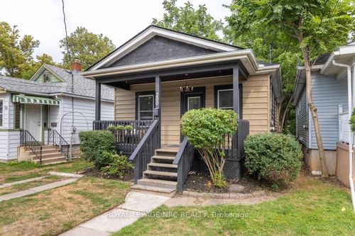 200 Geneva St, Saint Catharines, ON, L2R4P6 | Card Image
