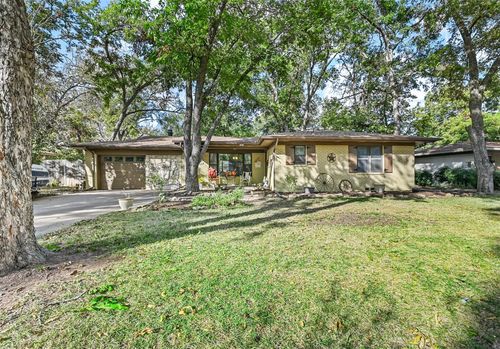 1521 Southwood Blvd, Arlington, TX, 76013-3648 | Card Image