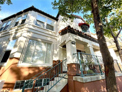 2828 Ballesteros Ln, Tustin, CA, 92782-1122 | Card Image