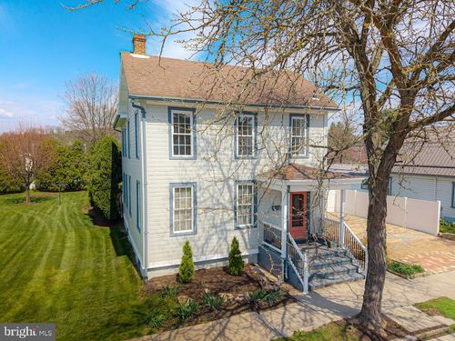 313 E John St, Bedford, PA, 15522-1428 | Card Image