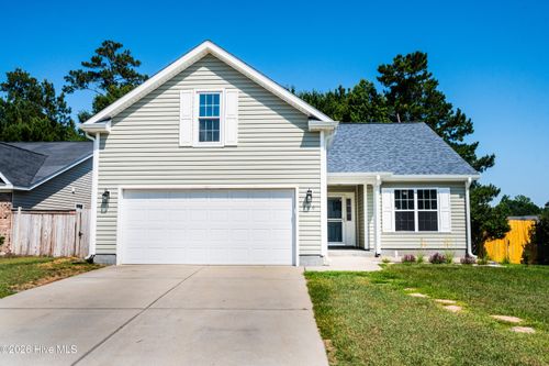 100 Lakeside Green Dr, New Bern, NC, 28560-3800 | Card Image