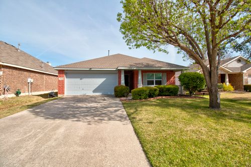 9004 Warren Dr, Mckinney, TX, 75071-7403 | Card Image