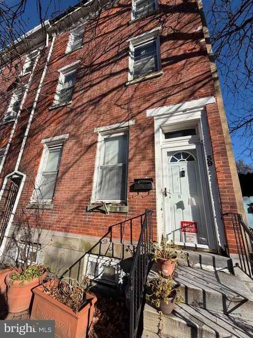 39 Jacoby St, NORRISTOWN, PA, 19401-3919 | Card Image