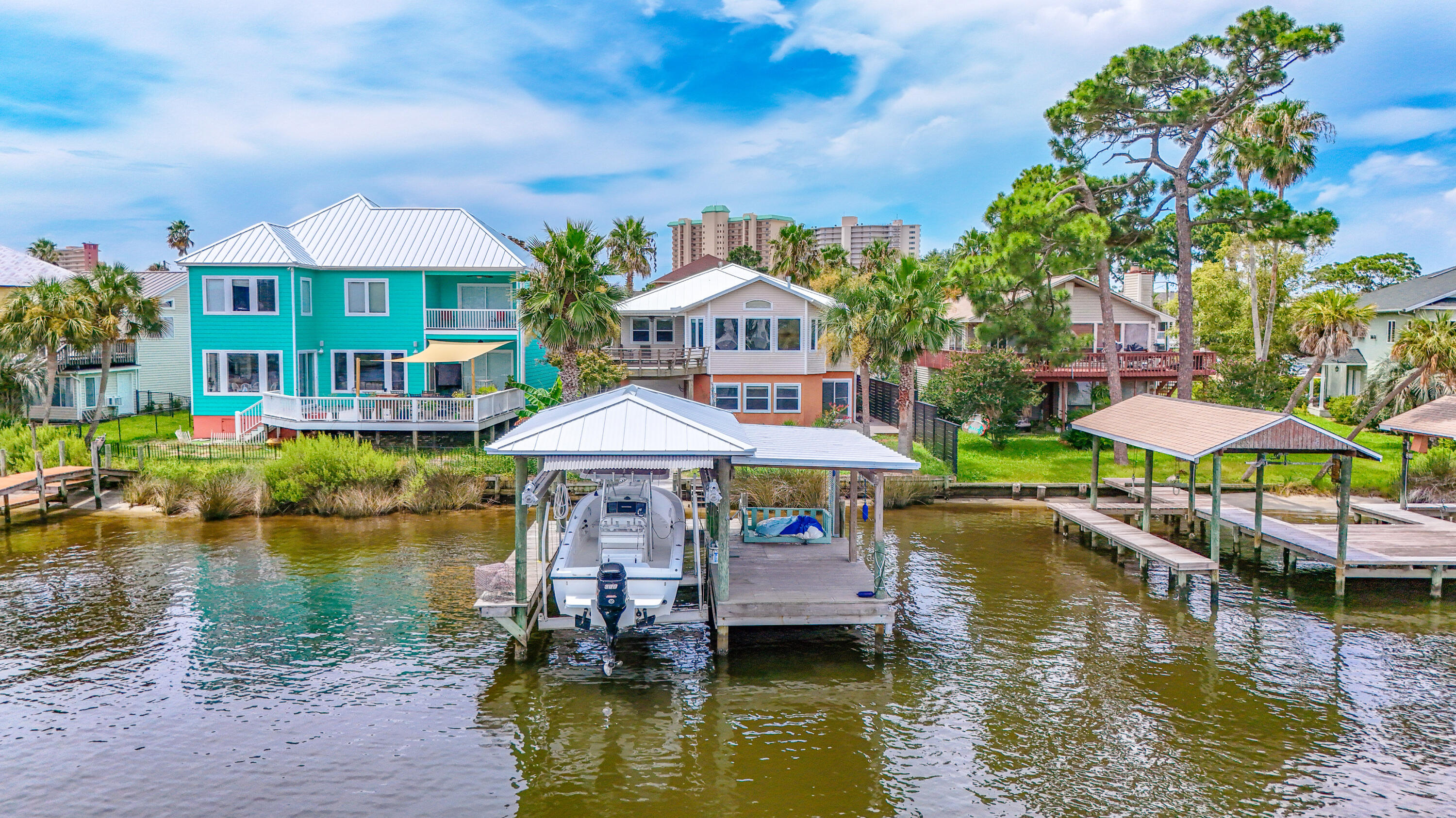 Lagoon Dr, Panama City, FL 32408