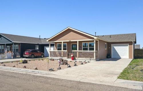 1245 E 5th Ave, Deer Trail, CO, 80105-8094 | Card Image