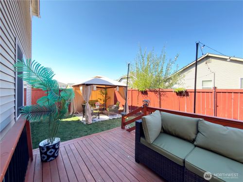 1823 E 43rd St, Tacoma, WA, 98404-4677 | Card Image