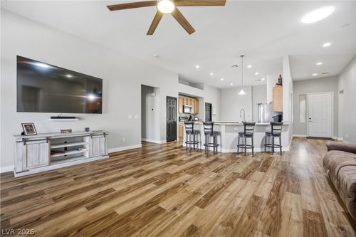 4212 Helens Pouroff Ave, North Las Vegas, NV, 89085-4461 | Card Image