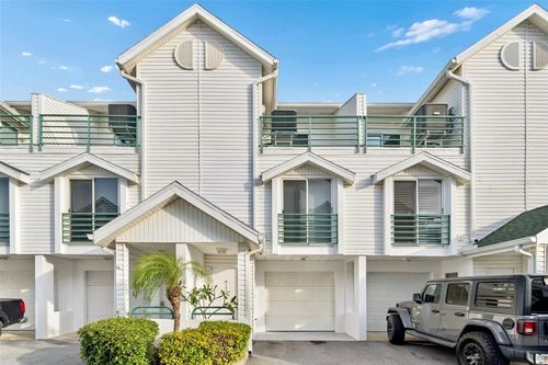 304-320 Island Way, CLEARWATER BEACH, FL, 33767-2181 | Card Image