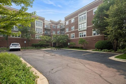 307-300 E Church St, Libertyville, IL, 60048-2264 | Card Image