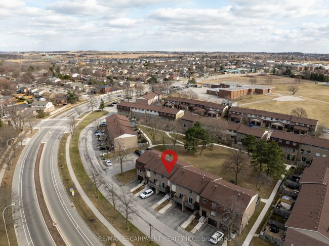 53 - 1115 Paramount Dr, Condo with 3 bedrooms, 2 bathrooms and 1 parking in Stoney Creek ON | Image 35