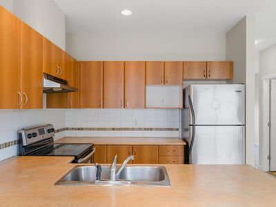 25 - 6366 126 St, Townhouse with 3 bedrooms, 2 bathrooms and 2 parking in Surrey BC | Image 3