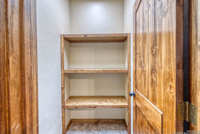 274 Mountain Laurel Ln, House other with 5 bedrooms, 6 bathrooms and null parking in Concan TX | Image 28
