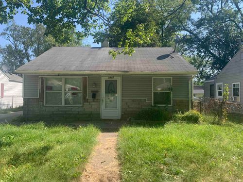 1942 Johnson St, South Bend, IN, 46628-3321 | Card Image