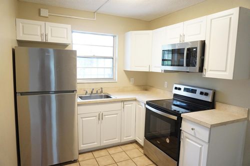 apt-2-4700 Gardenette St, West Palm Beach, FL, 33415-3956 | Card Image