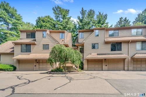 204-200 Treadwell St, Hamden, CT, 06517-2300 | Card Image