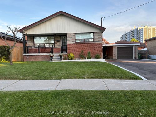 105 Hallsport Cres, North York, ON, M3M2K5 | Card Image