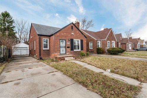 5525 Cadieux Rd, Detroit, MI, 48224-2112 | Card Image