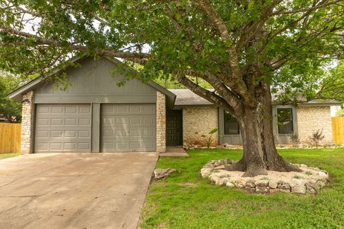 12604 Tree Line Dr, Austin, TX, 78729-5415 | Card Image